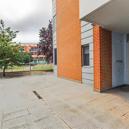 La Rocca Home, Bilocale Con Giardino A アパート フォルリ