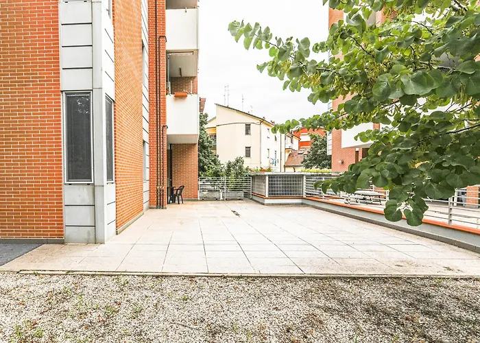 La Rocca Home, Bilocale Con Giardino A * Forlì