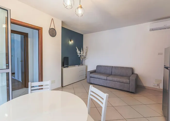 Daire La Rocca Home, Bilocale Con Giardino A Forlì